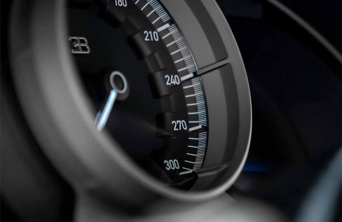 بوغاتي ديفو 8.0L W-16 Quad-Turbocharged Engine | Warranty