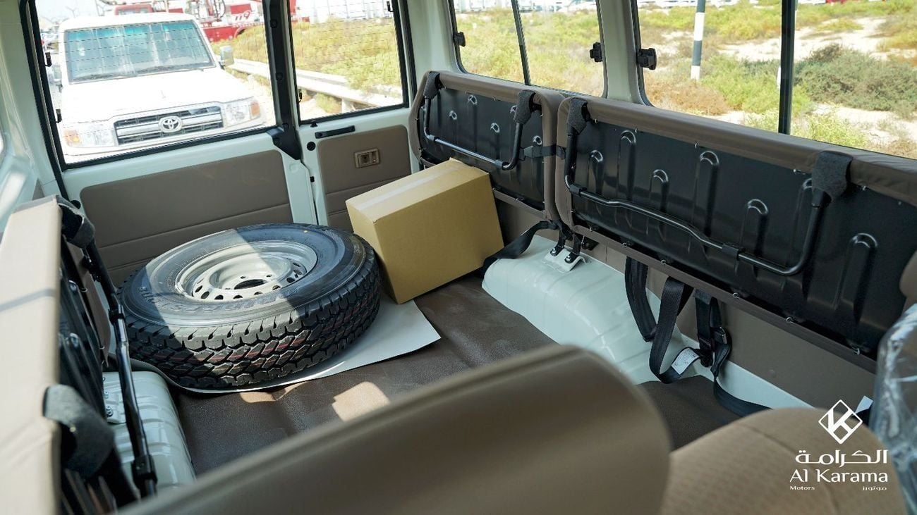 Toyota Land Cruiser 70 2.8L Diesel | Manual 4x4 Drive | GCC Specs | 40th Anniversary Edition | Dual Tank | 3 Door