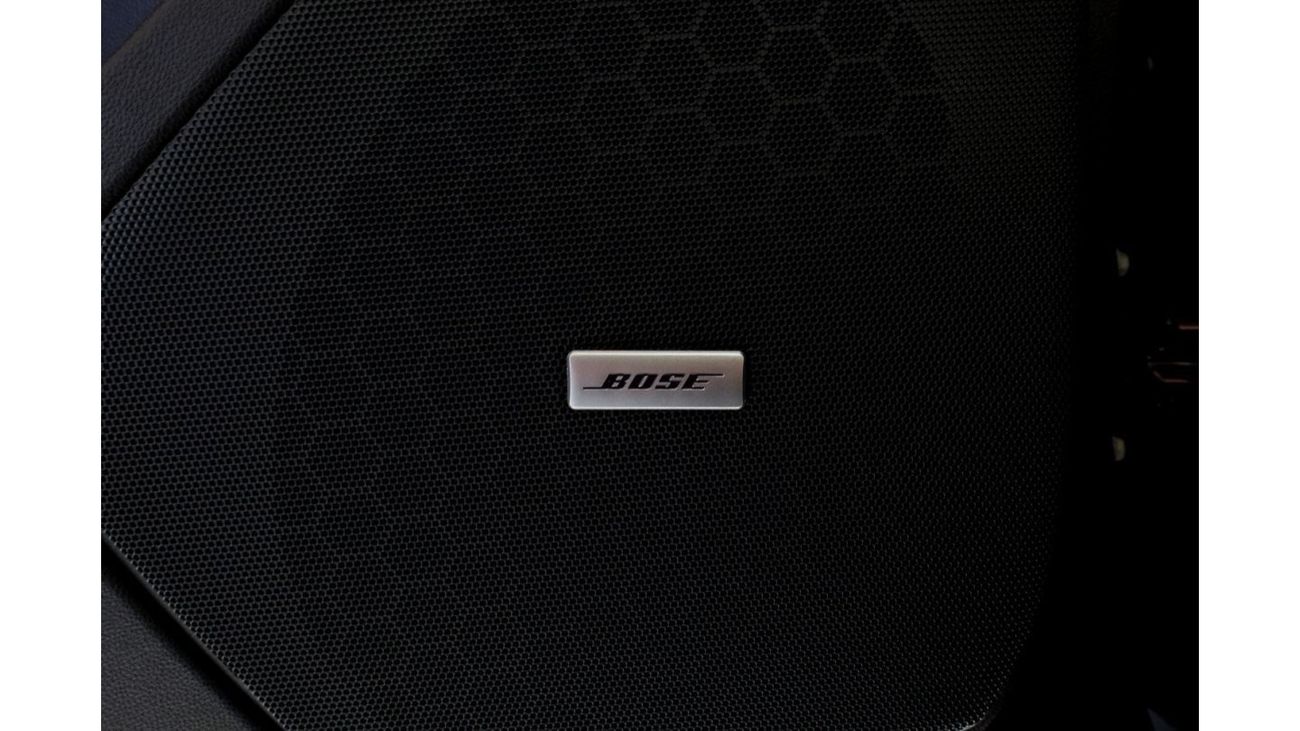 كاديلاك XT5 Cadillac XT5 Premium Luxury 2022 European Spec (BRAND NEW) under Warranty with Flexible Down-Payment