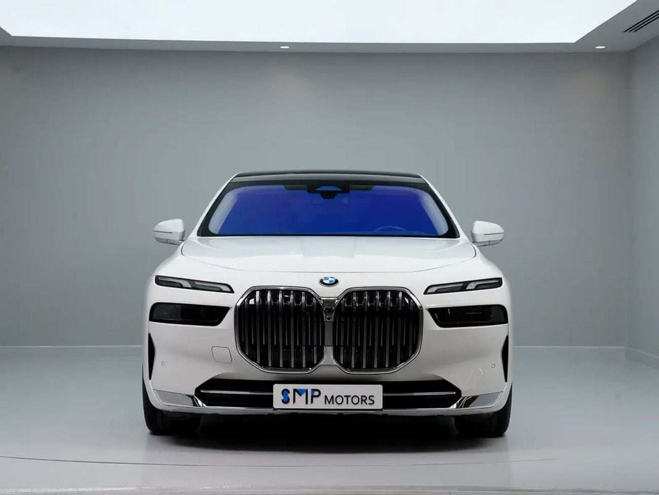 BMW 735i BUSINESS EXCELLENCE 735i GCC Specs