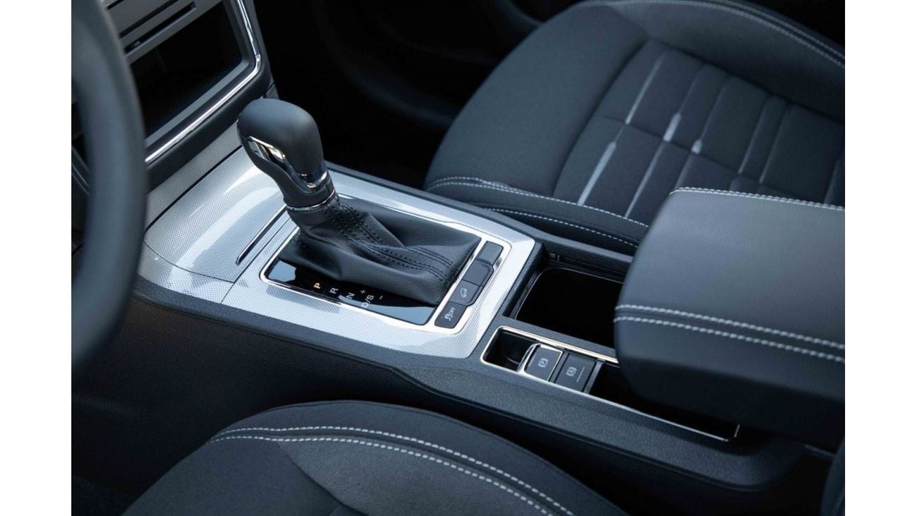 MG RX5 2023 MG RX5 1.5 STANDARD - Sky Blue inside Black