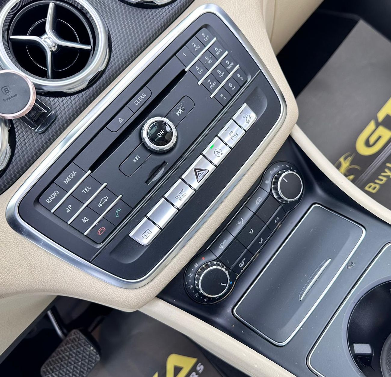 Mercedes-Benz GLA 220 2018 Mercedes-Benz GLA 220 4MATIC, 1 Year Unlimited KM Warranty, GCC