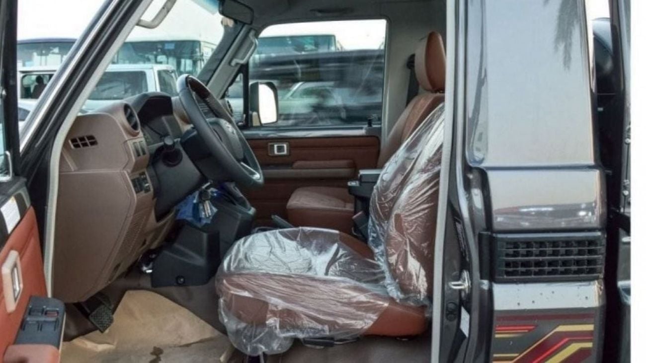 تويوتا لاند كروزر بيك آب 2.8L DIESEL SINGLE CAB, 4WD, AUTOMATIC, FULL OPTION, 2024