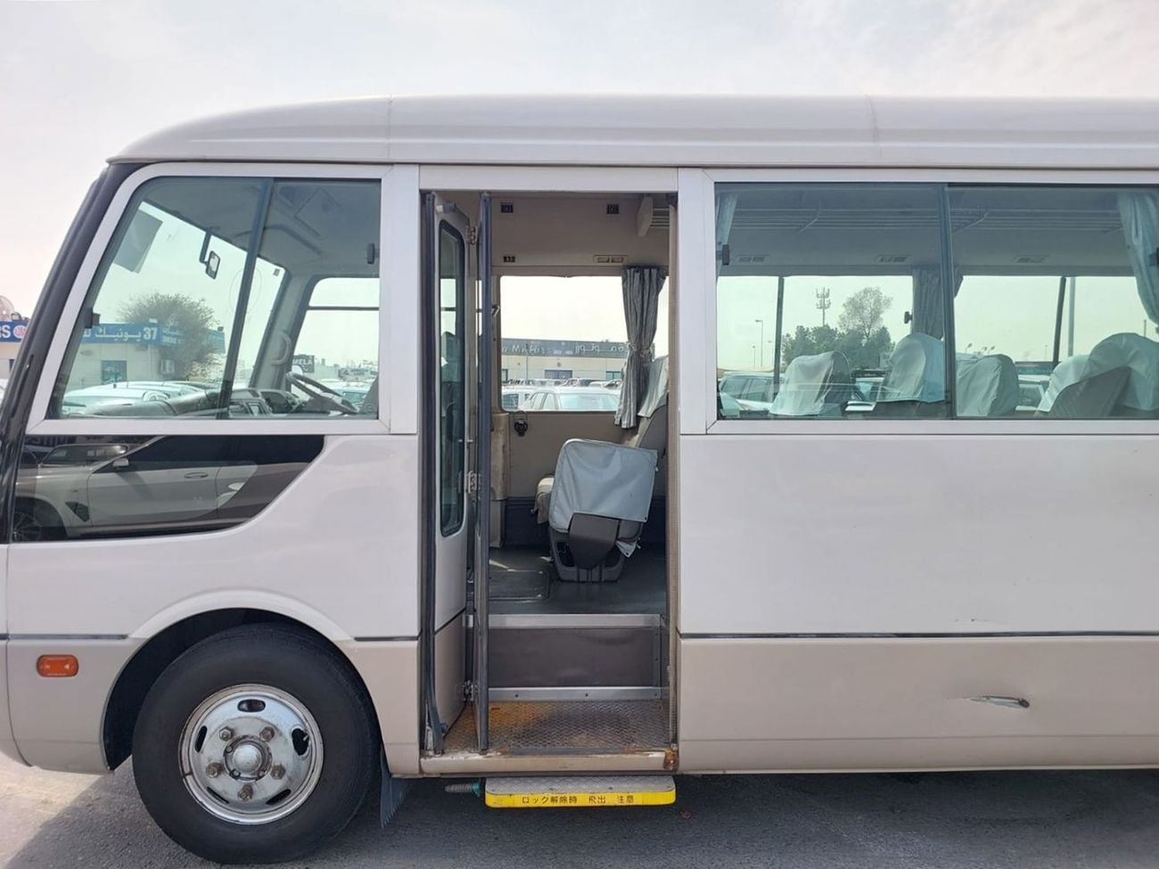 ميتسوبيشي روزا (RAMADAN OFFER) MITSUBISHI ROSA BUS RHD 1998 MODEL 5.2 L DIESEL MANUAL(PM00446)