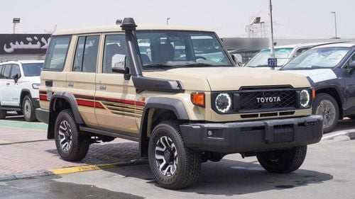 تويوتا لاند كروزر 70 LX 4.0L V6 A/T