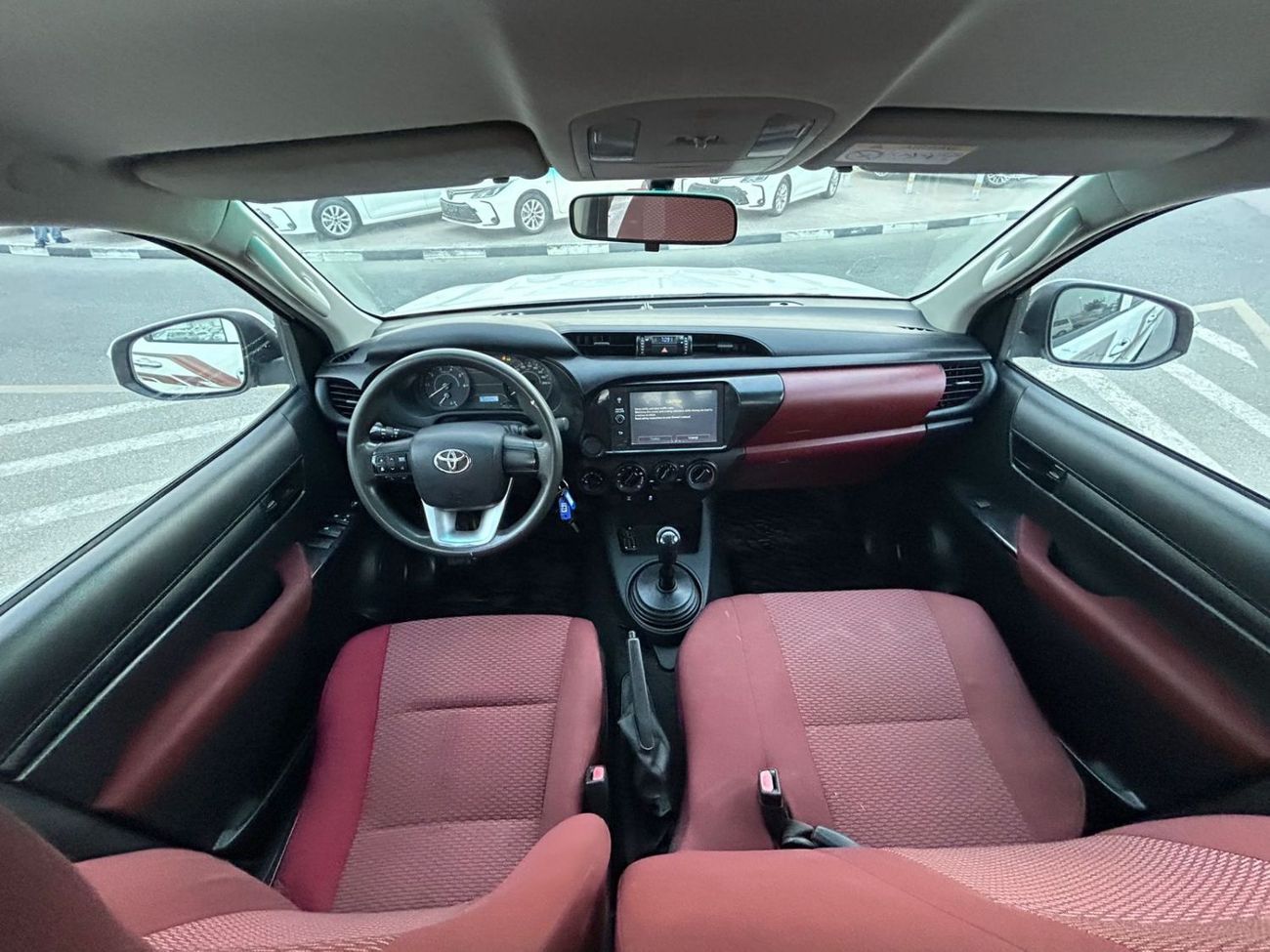 تويوتا هيلوكس 