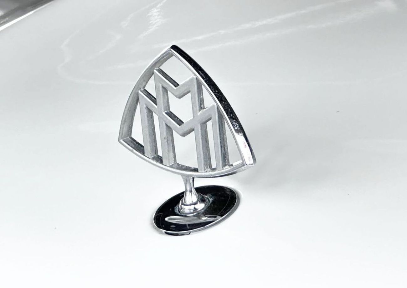 مرسيدس بنز GLS 580 Premium 4.0L (481 HP)