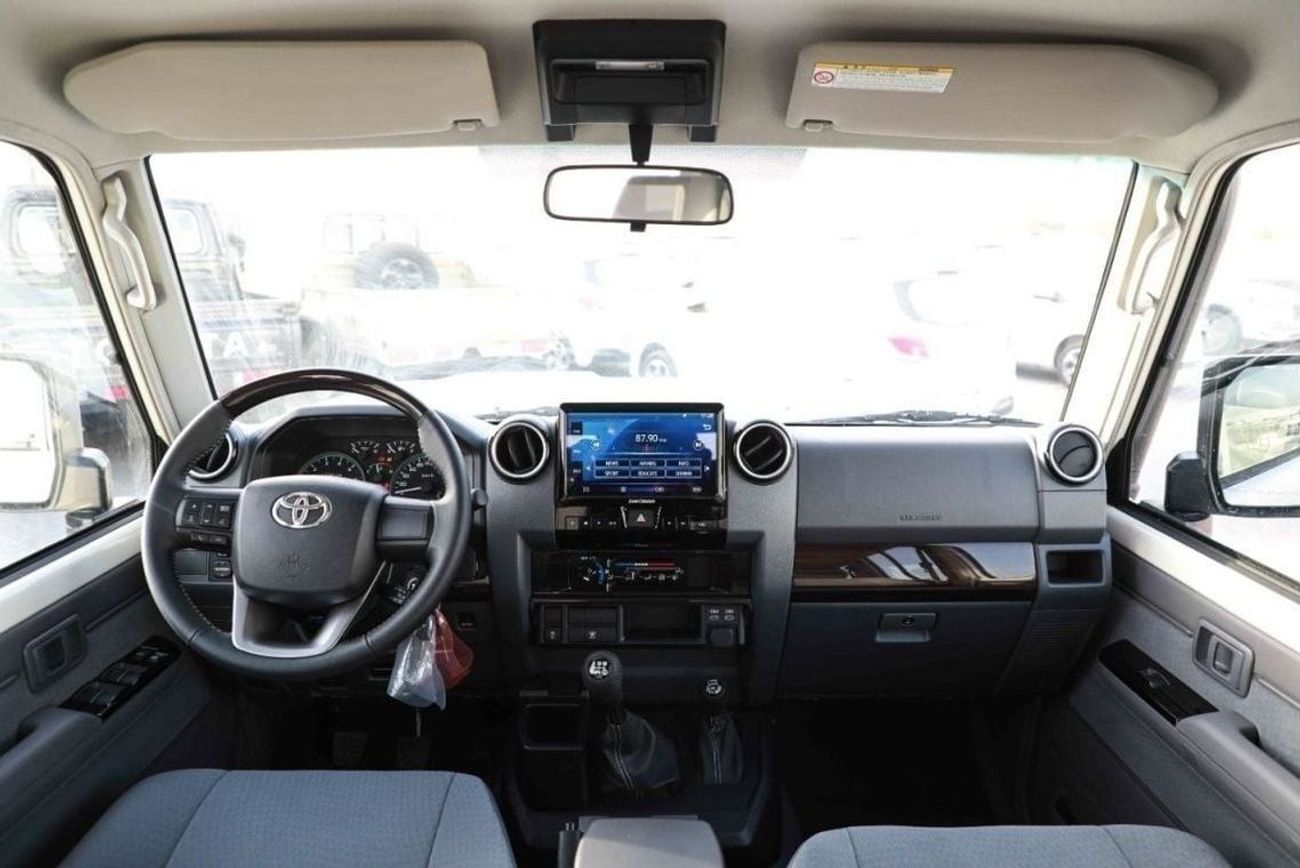 Toyota Land Cruiser 70 2024 Toyota LC76 4.0 Hard Top LX HI - White inside Bluish Grey | Export Only