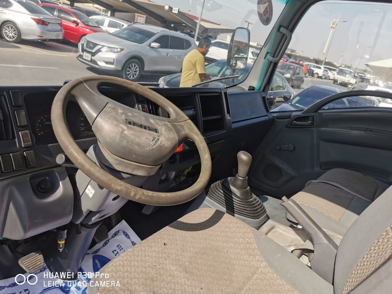 إيسوزو NPR بحالة ممتازة