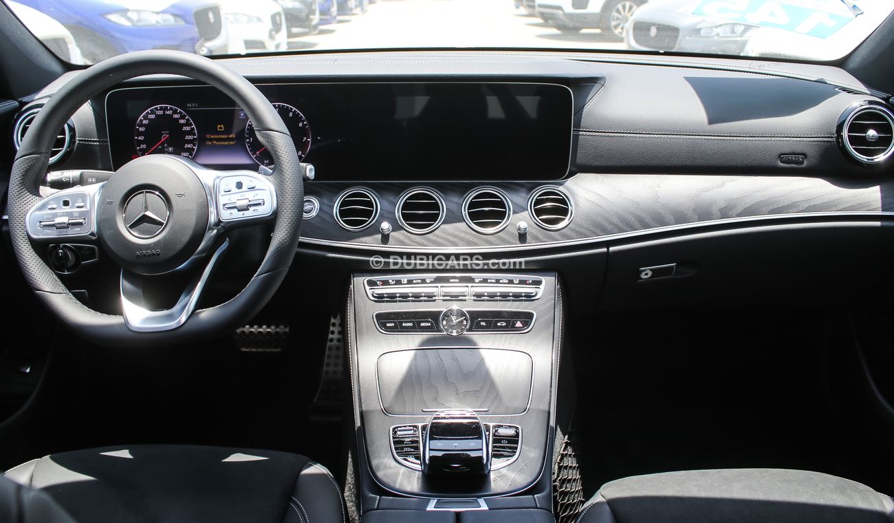 Mercedes-Benz E200 AMG Kit full digital dashboard , full options , pano roof