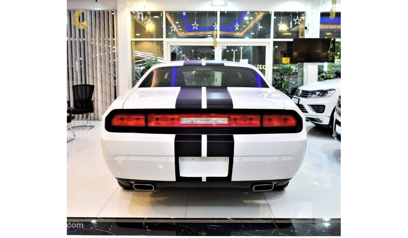 دودج تشالينجر AMAZING Dodge Challenger 2014 Model!! in White Color! GCC Specs