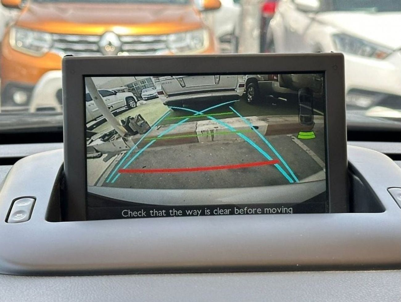 Peugeot 5008 Premium ACCIDENTS FREE - GCC - ORIGINAL PAINT - 1600 CC - PERFECT CONDITION INSIDE OUT