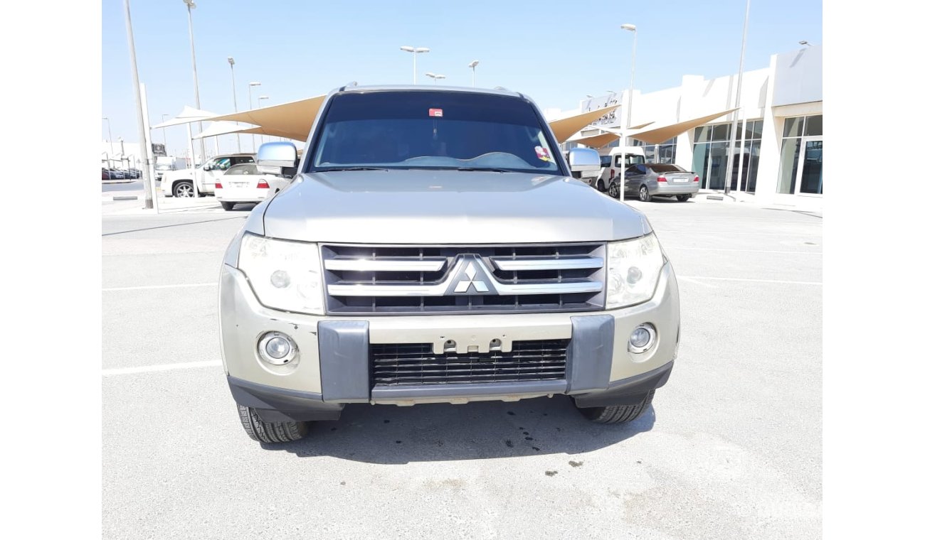 Mitsubishi Pajero Mitsubishi pajero 2007 g cc accident free