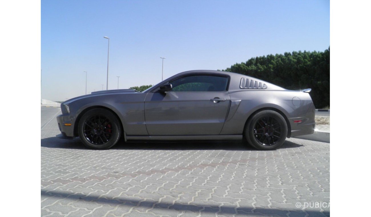 Ford Mustang 2014 V6