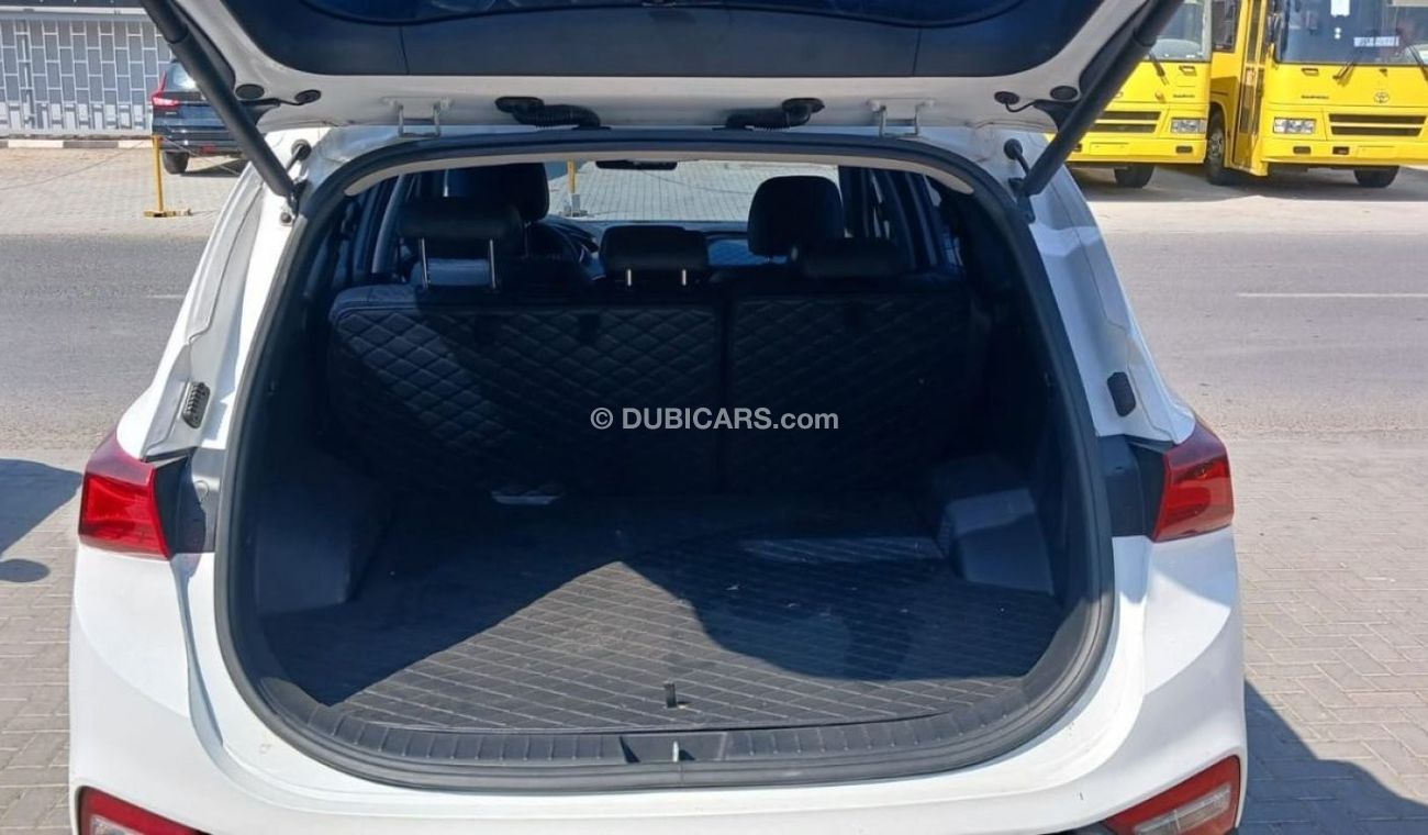 Hyundai Santa Fe High Santafe 2019 diesel 2.0L FULL OPTION