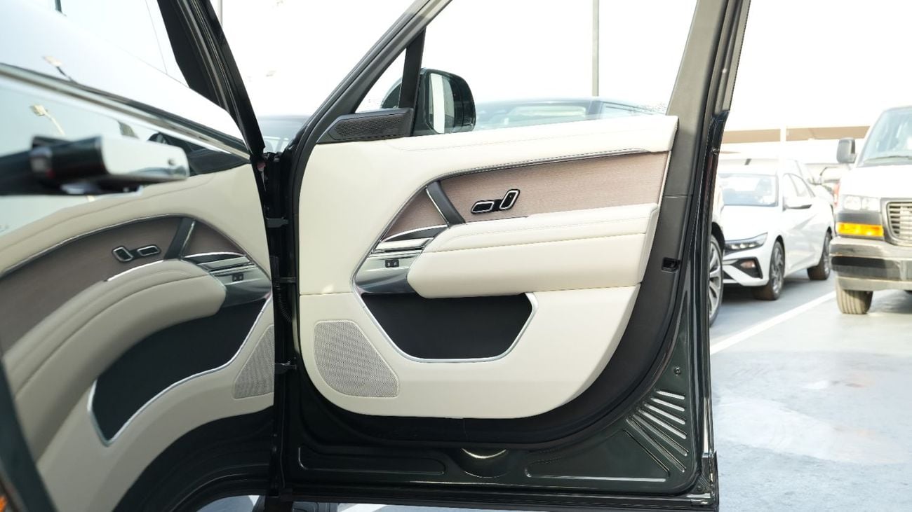 لاند روفر رينج روفر HSE P400 3.0L V6 Belgravia Green 2026 MY Export Only