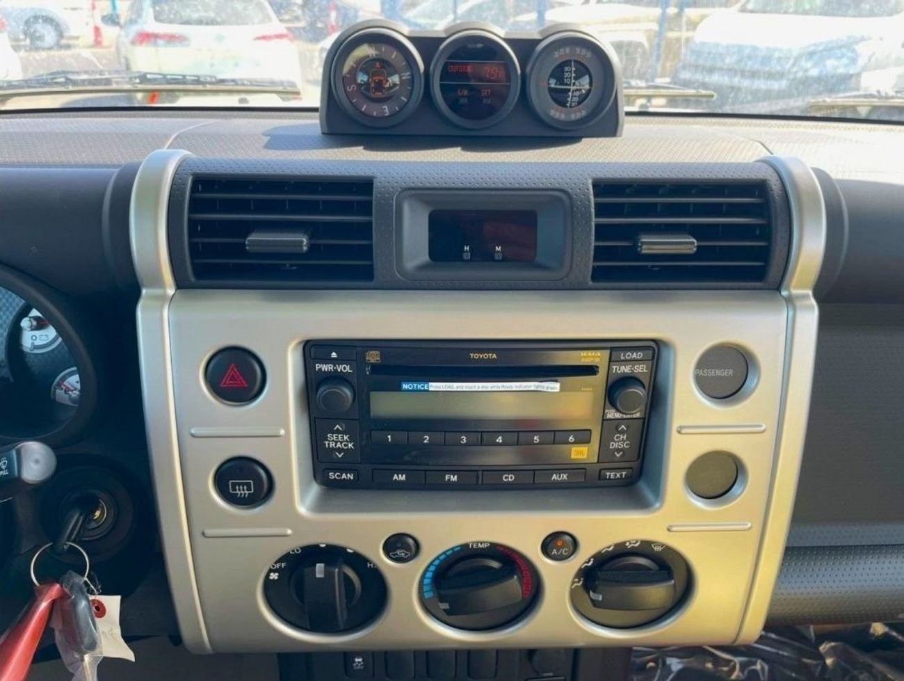 Toyota FJ Cruiser 2023 White color 4WD 4.0L petrol