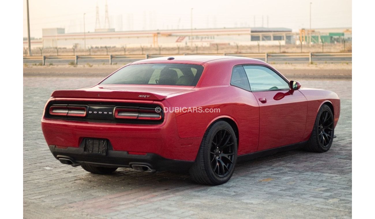 دودج تشالينجر SRT 392
