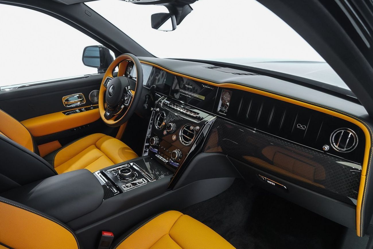 Rolls-Royce Cullinan Rolls Royce Cullinan Black Badge