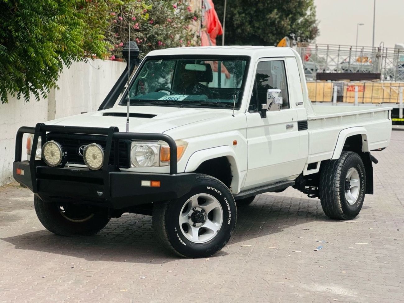 Toyota Land Cruiser Pick Up Std 4.0L Single Cab Utility 4WD Toyota Land Cruiser Pickup Single Cabin model 2013 Diesel white colo