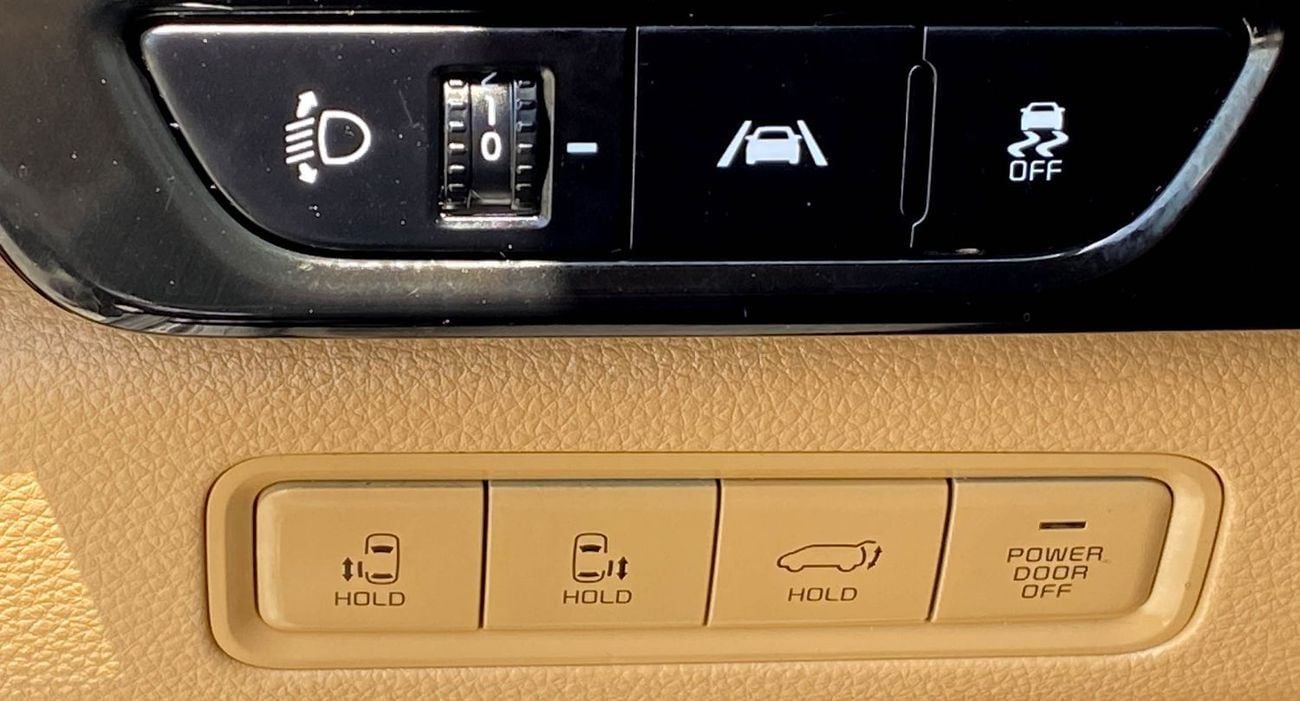 Kia Carnival Kia Carnival Diesel 2021 2.2L | Full Option | Korean