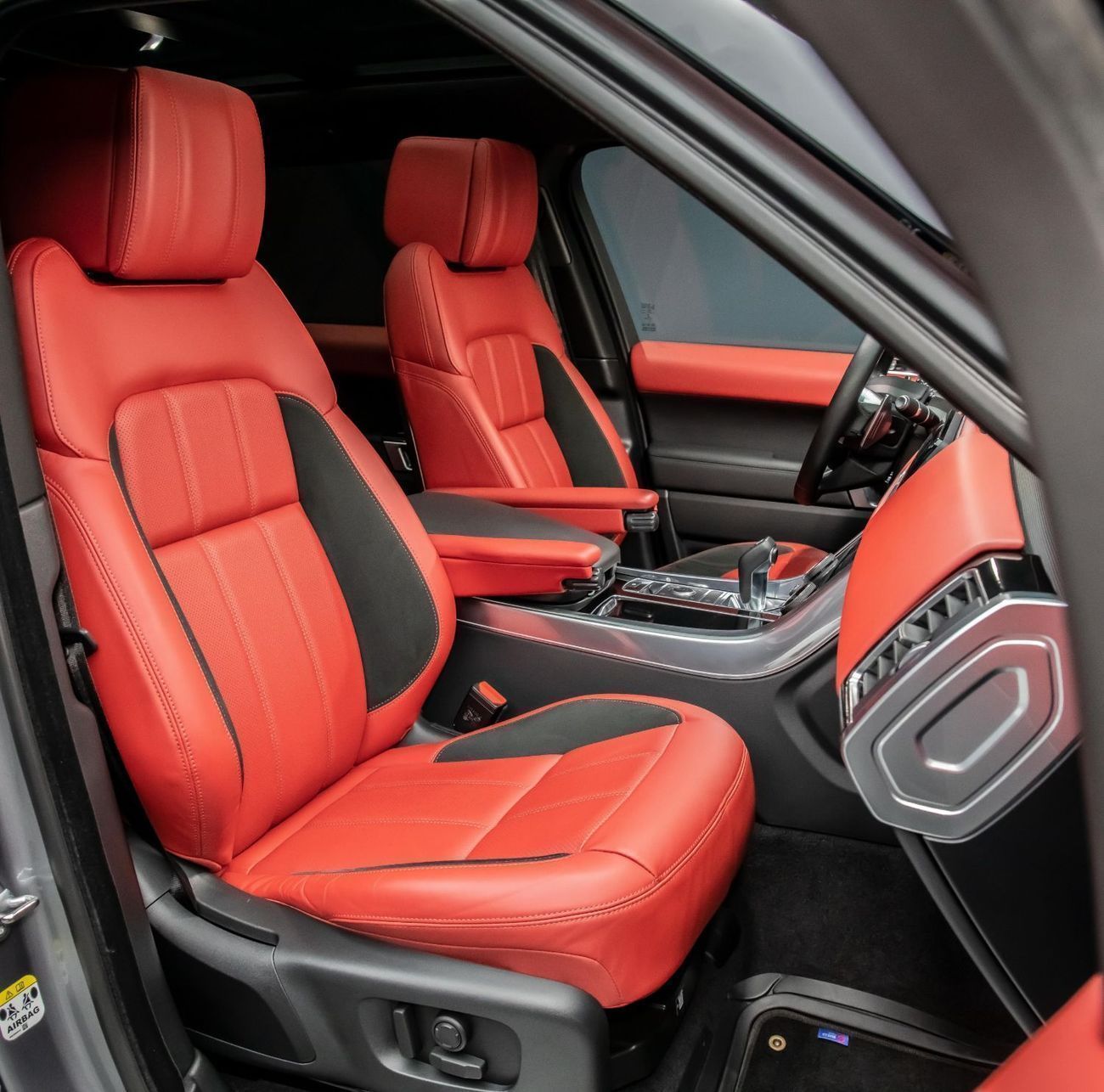 لاند روفر رينج روفر سبورت 5,895x60 • 0% DP • 2022 Range Rover Sport P400e HSE (PHEV)• Land Rover Warranty/Service Contract