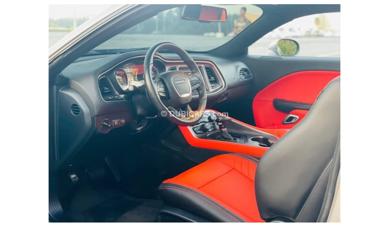 Dodge Challenger R/T Plus DODGE CHALLENGER V8 MODEL 2018 FULL OPTION