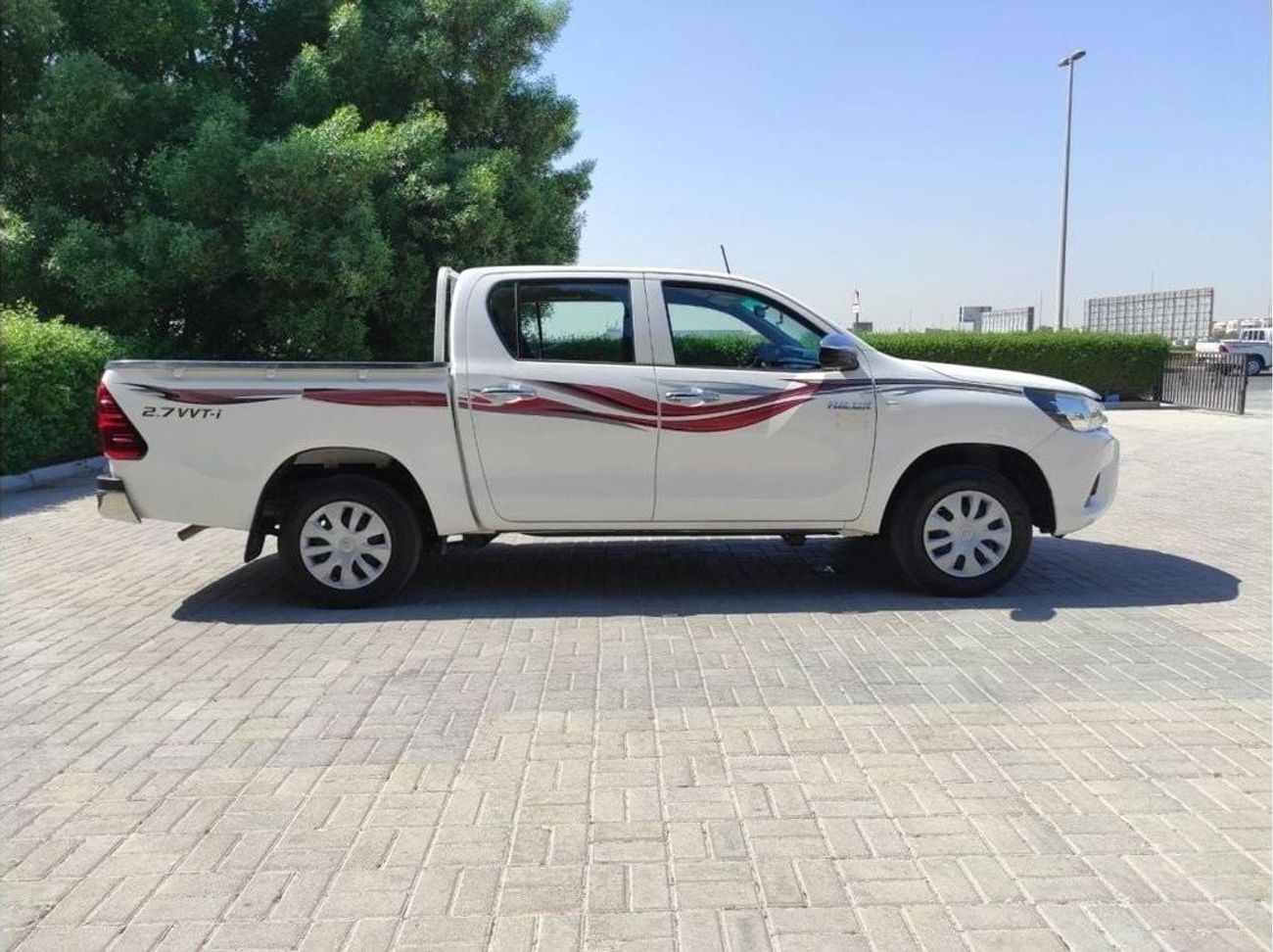 تويوتا هيلوكس Toyota Hilux 2020 single 4×2 manual petrol