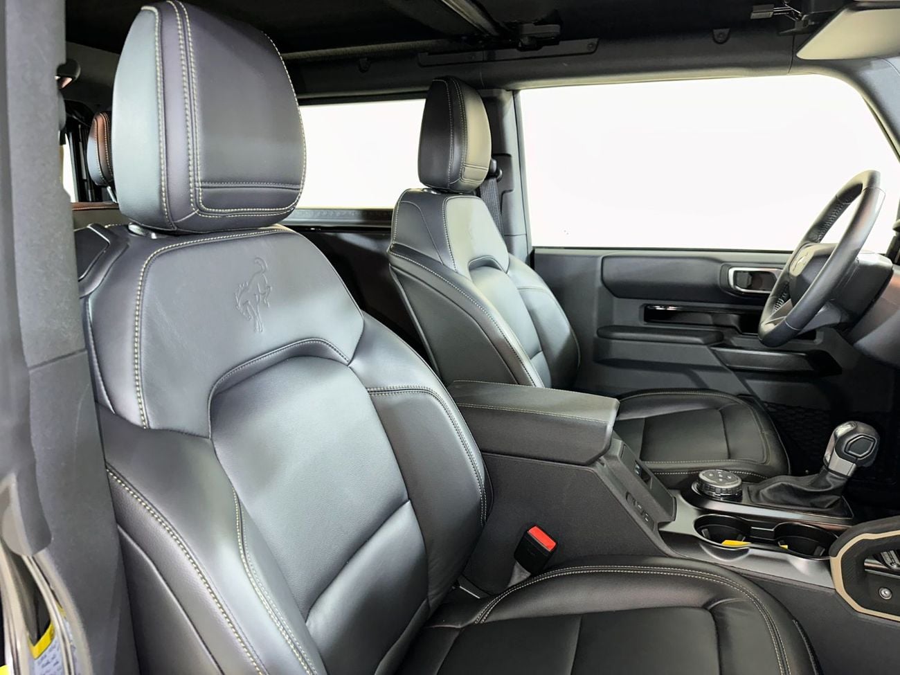 فورد برونكو BADLANDS B2D1725 / AL TAYER MOTORS /AL QOUZ SHOWROOM