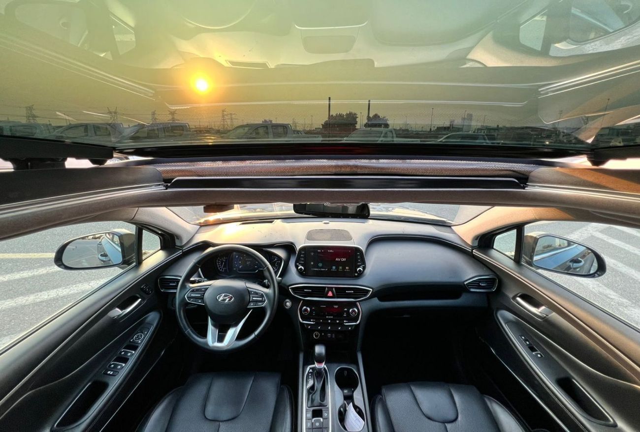 Hyundai Santa Fe 2020 Hyundai Santafe Limited  Panoramic View  - 360* 5 CAM- 2.4L V4 - AWD 4x4 -With Radar & Sensor -