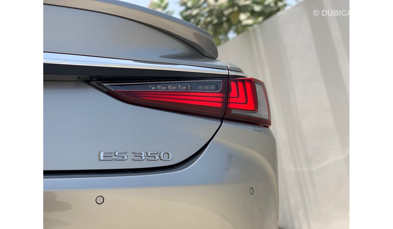 Lexus ES350 MID OPTION 2021 PANORAMIC / BLINDSPOT/ NAVIGATION ( RAMDAN OFFERS ) PRODUCTION 2021