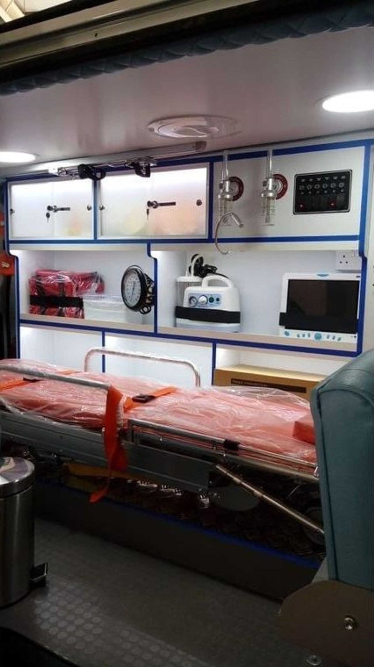 Hyundai H1 Starex 2025 Hyundai H1 (Ambulance)