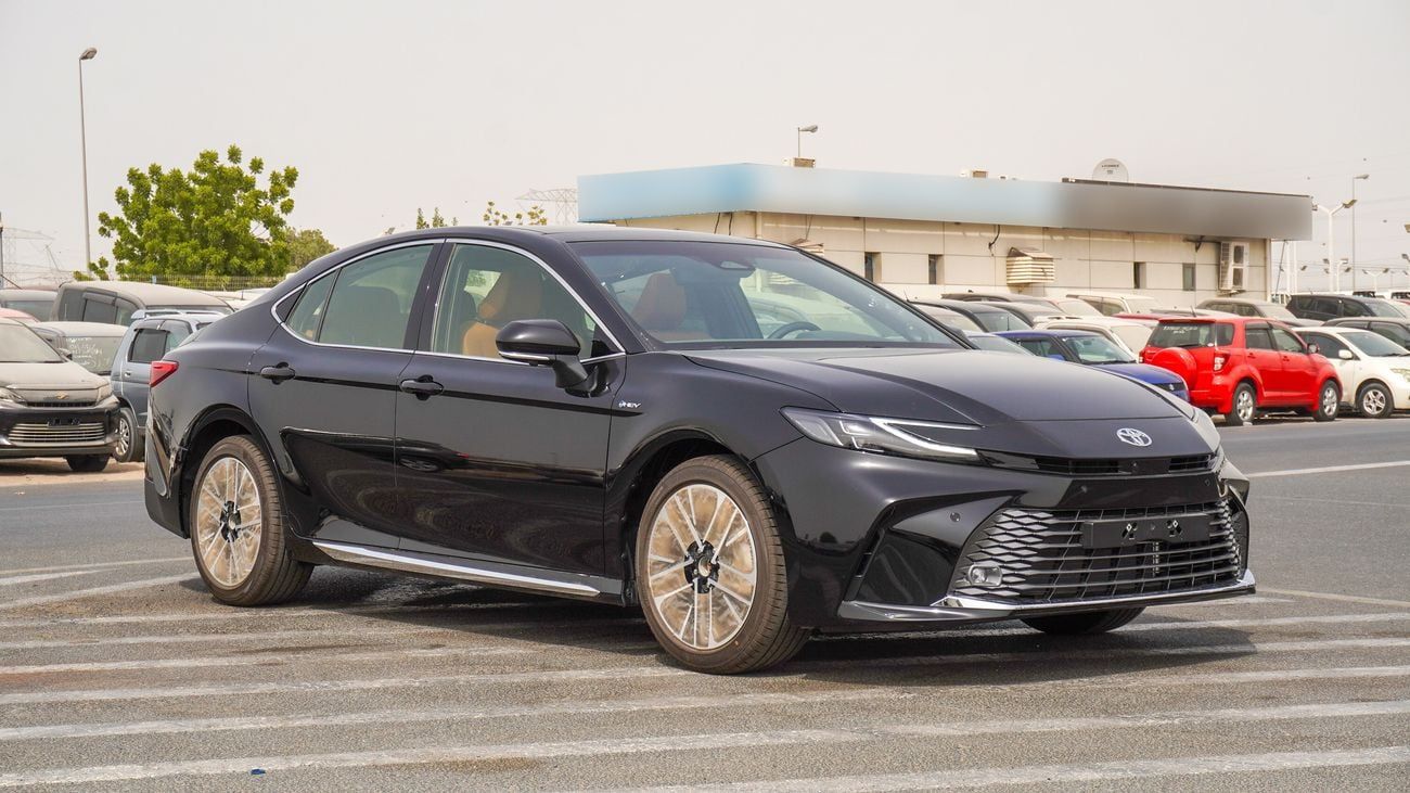 Toyota Camry LIMITED HEV 2.5L HYBRID