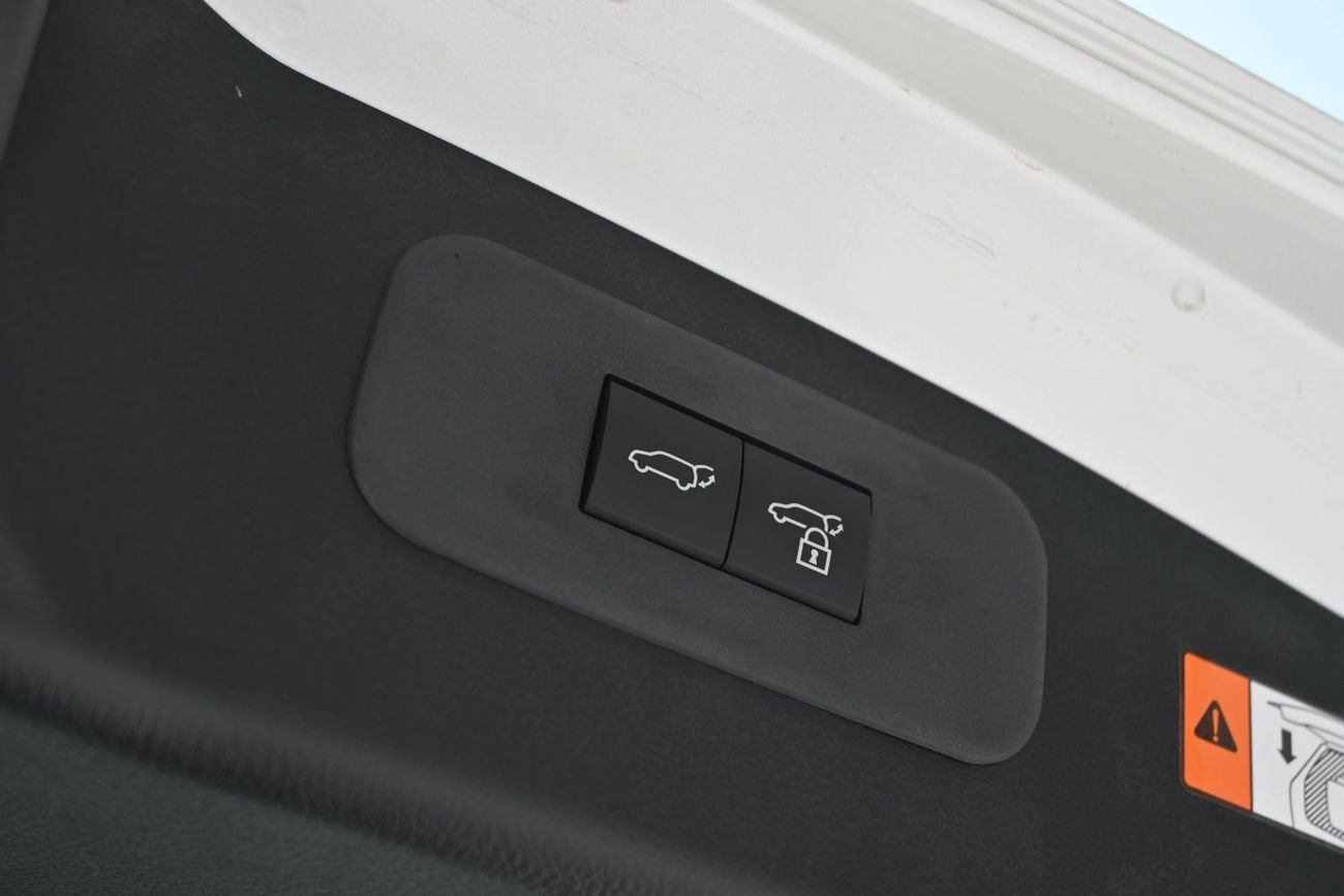 Lexus NX350h Std 2.5L Lexus NX350h 2.5L Hybrid Petrol AWD Model 2025