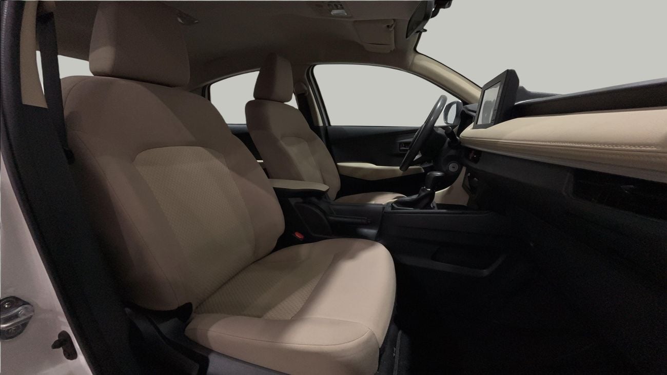 Toyota Yaris E, миниатюра 12