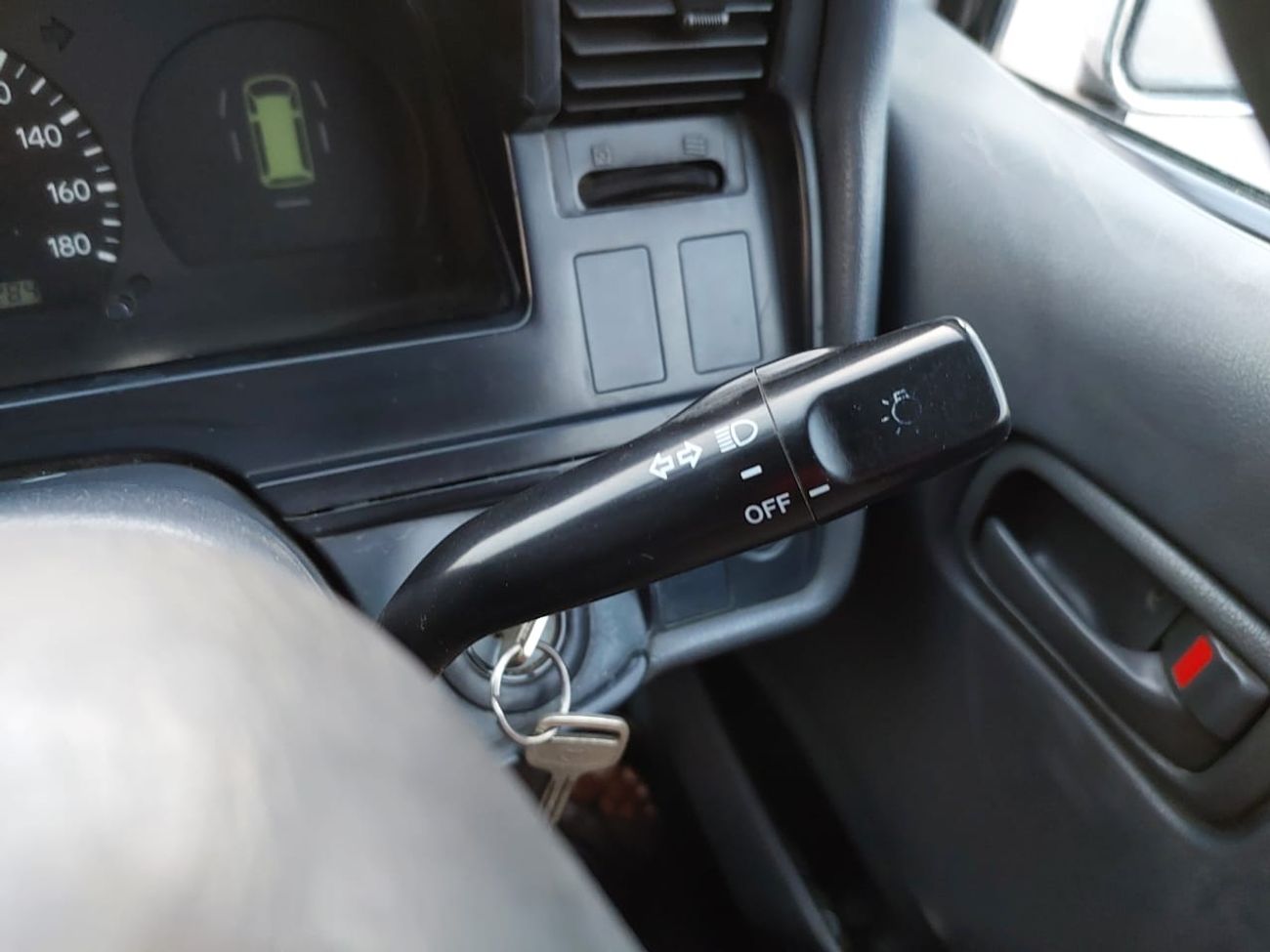 Toyota Hiace TOYOTA HIACE VAN RHD 1999 MODEL 2.0 L PETROL MANUAL(PM52852)