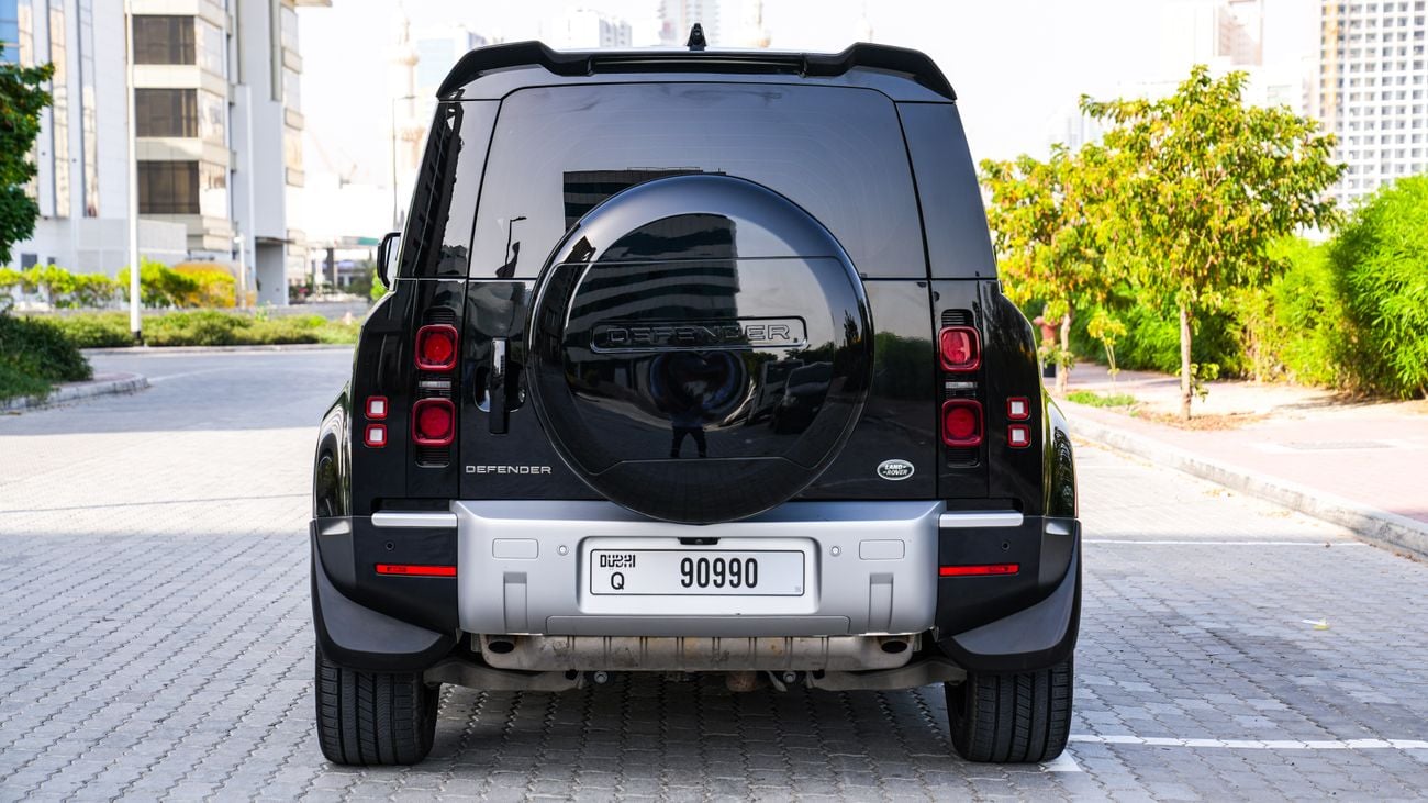 Land Rover Defender 110