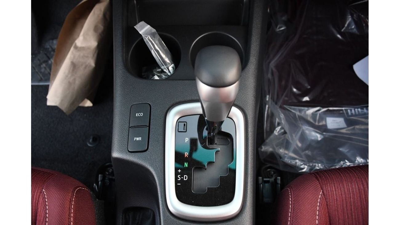 Toyota Hilux 2024 TOYOTA HILUX 2.7L PUSH START FULL OPTION