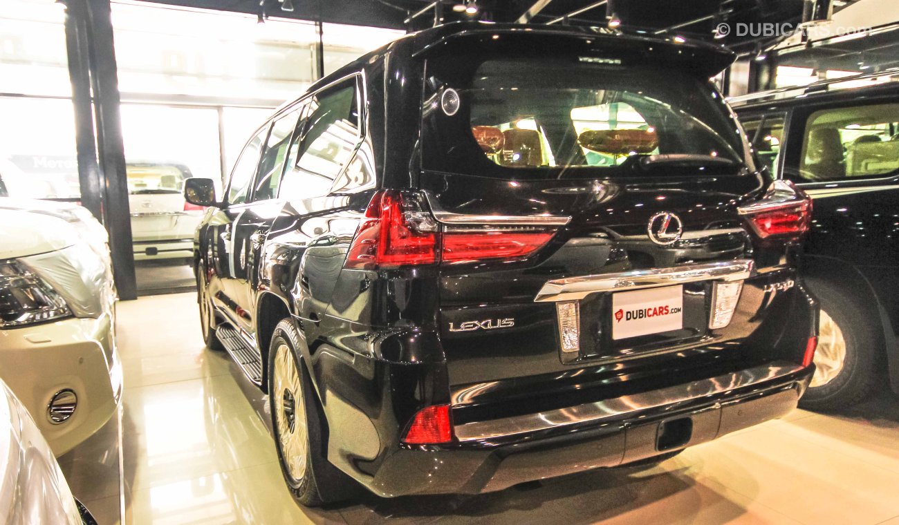 Lexus LX570