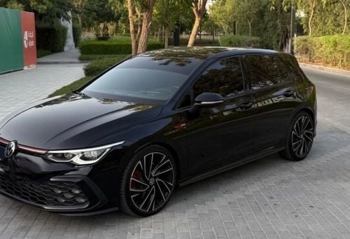 فولكس واجن جولف GTI