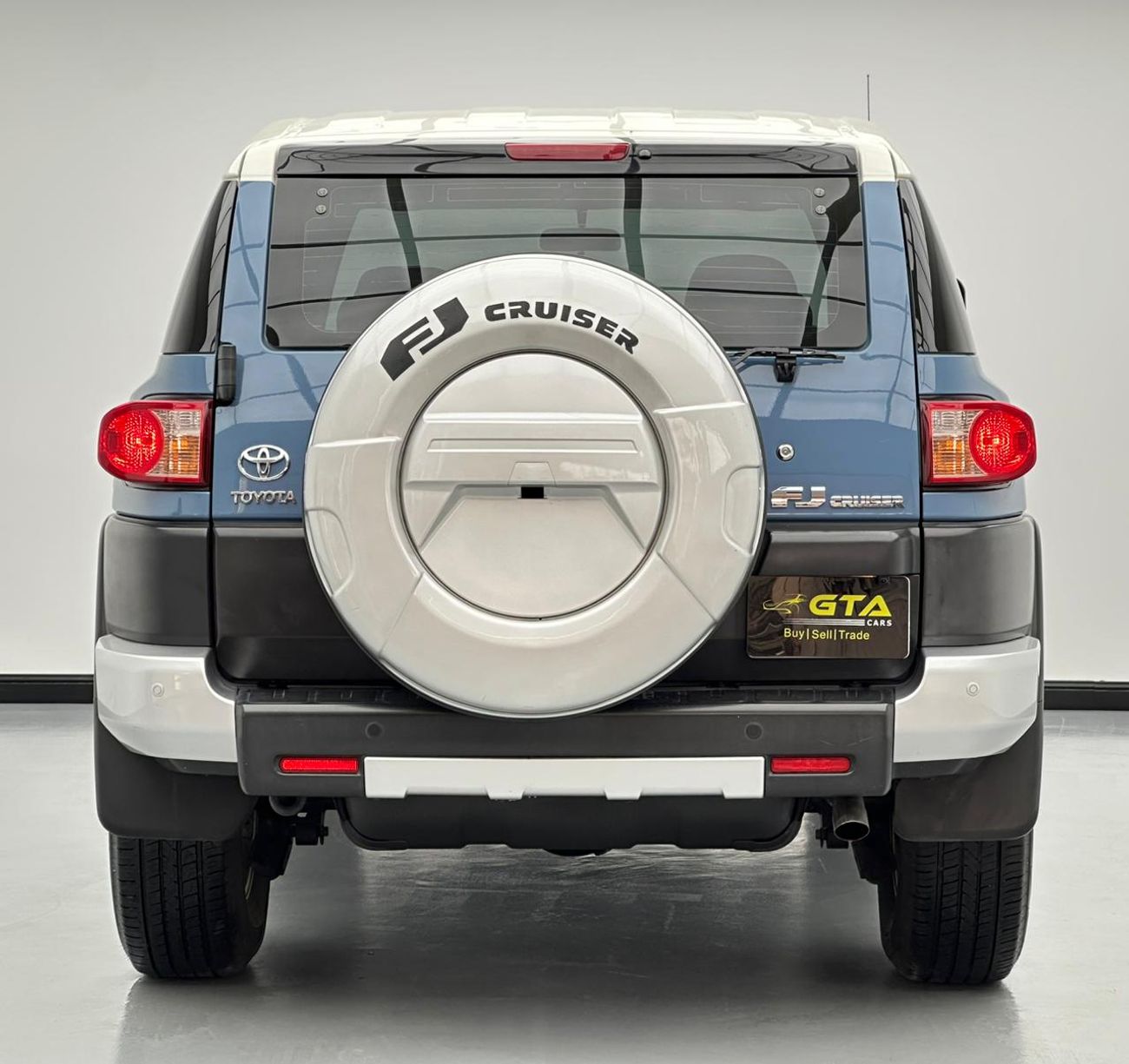 تويوتا إف جي كروزر 2018 Toyota FJ Cruiser GXR, Toyota Full Service History, Excellent Condition, GCC