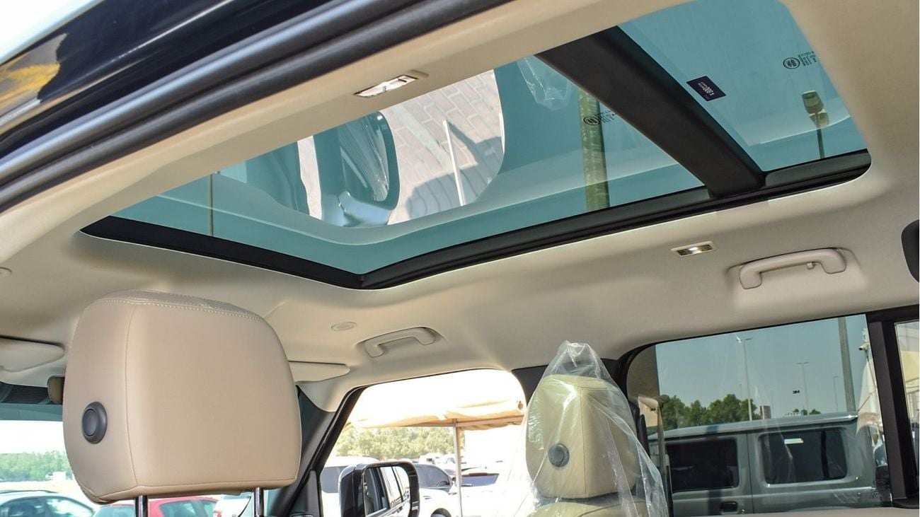 Land Rover Defender P400