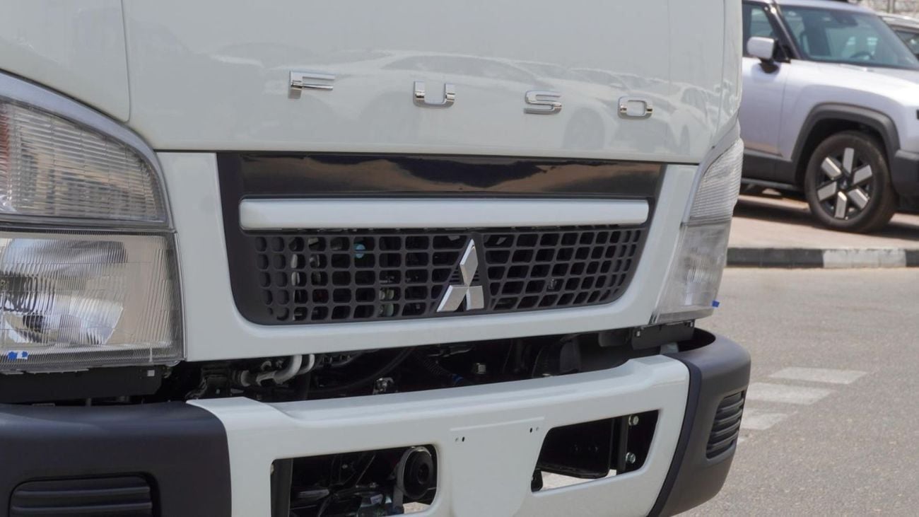 ميتسوبيشي كانتر فان Brand New Mitsubishi Fuso Canter 2026 4.2L 2WD Diesel |White/Black |CANTERCHASSIS-100-4.2-25 |FOR EX