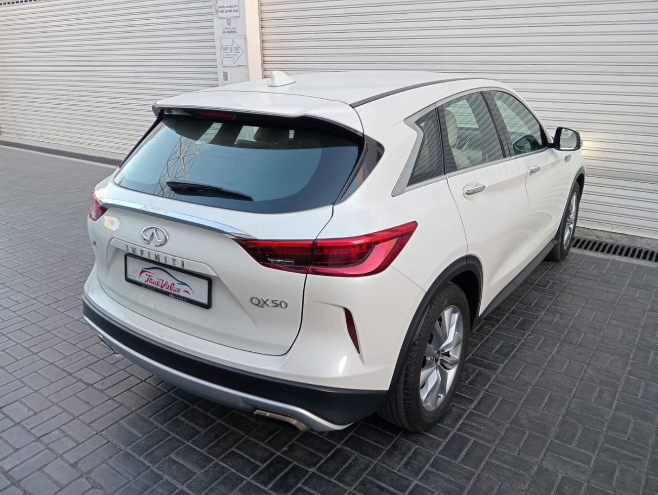 إنفينيتي QX50 LUXE