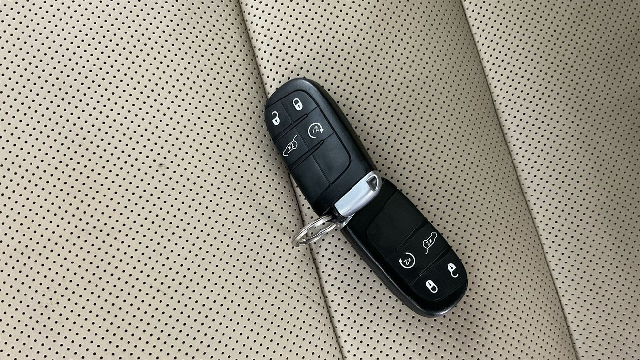 Jeep Grand Cherokee Limited | Guaranteed Warranty | 0 Down Payment