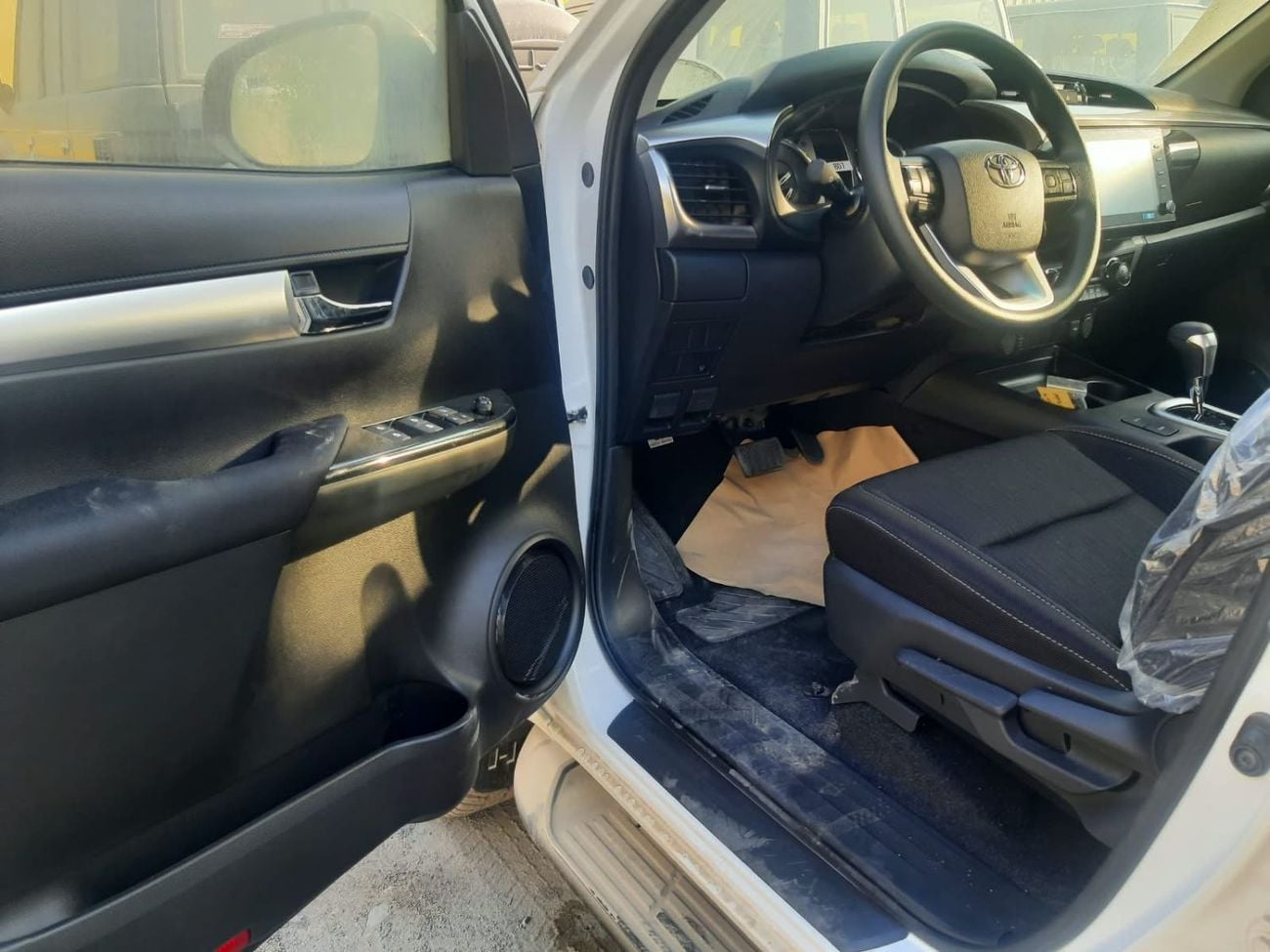 تويوتا هيلوكس HILUX 2.4L AT 2.4 لتر عند امتلاء الخزان 2026