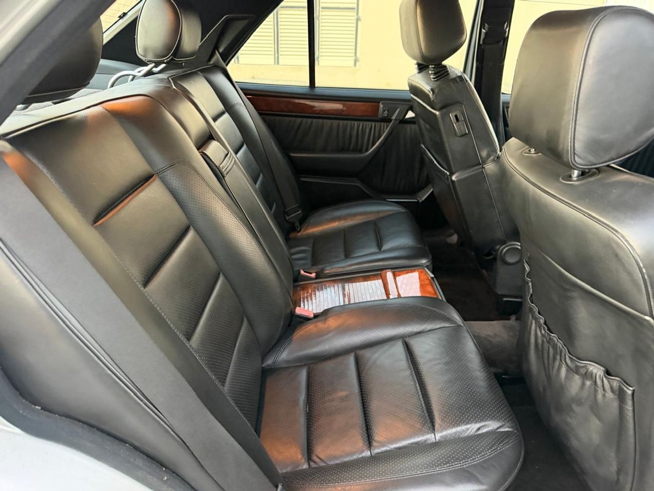 مرسيدس بنز E 500 Lorinser