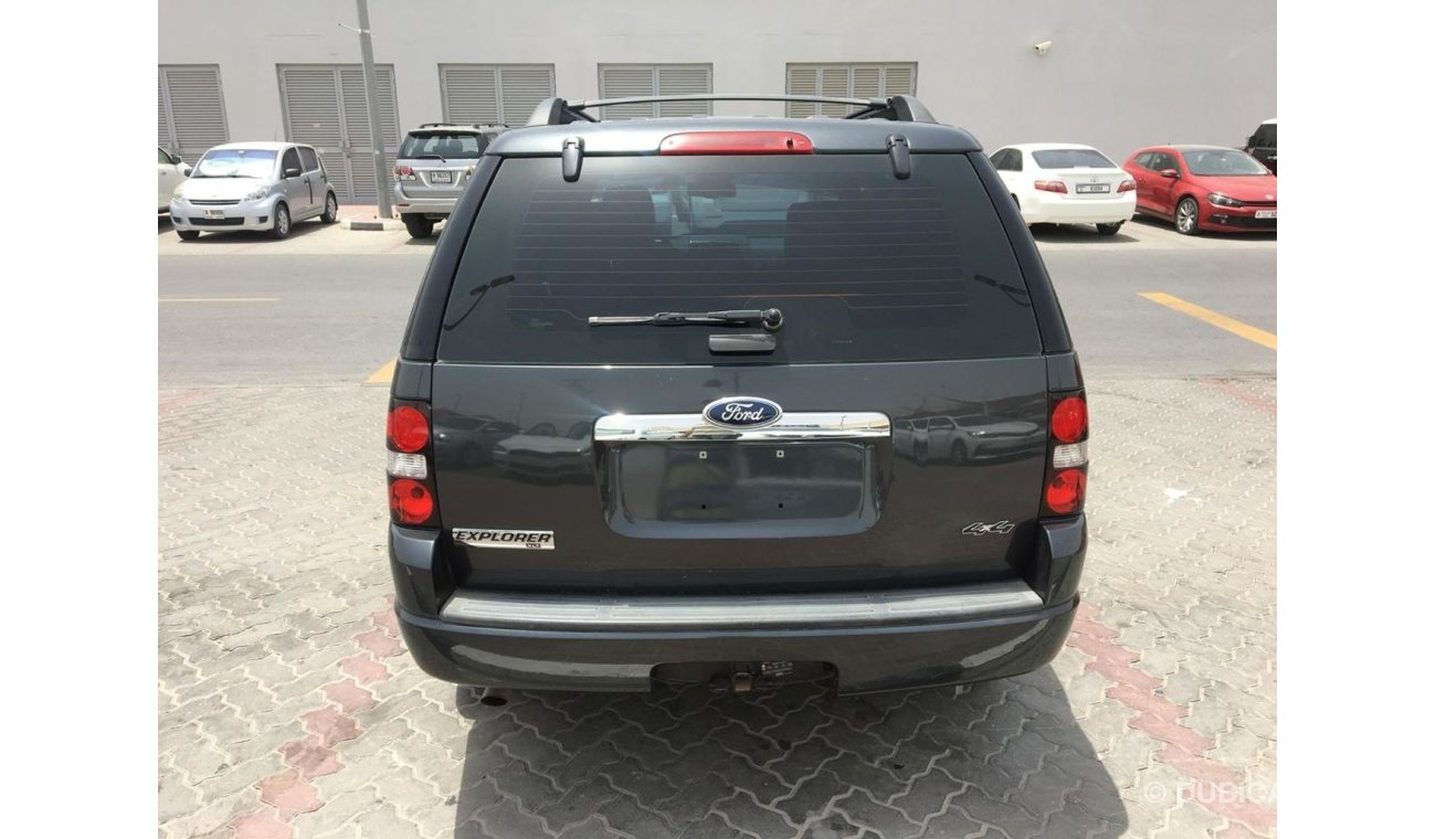 Ford Explorer