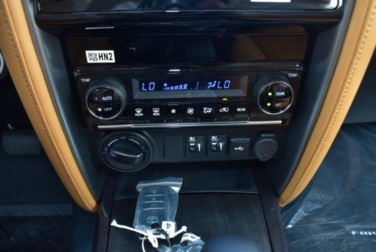 Toyota Fortuner 2024 TOYOTA FORTUNER VXR LIMITED V6 4.0L PETROL AUTOMATIC