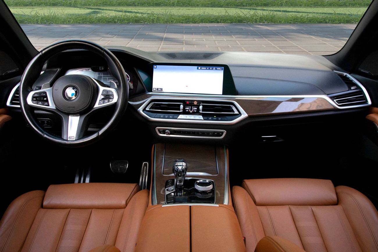 بي أم دبليو X5 xDrive40i M Sport | 3,329 P.M  | 0% Downpayment | BMW X5 xDrive40i | M-Kit!